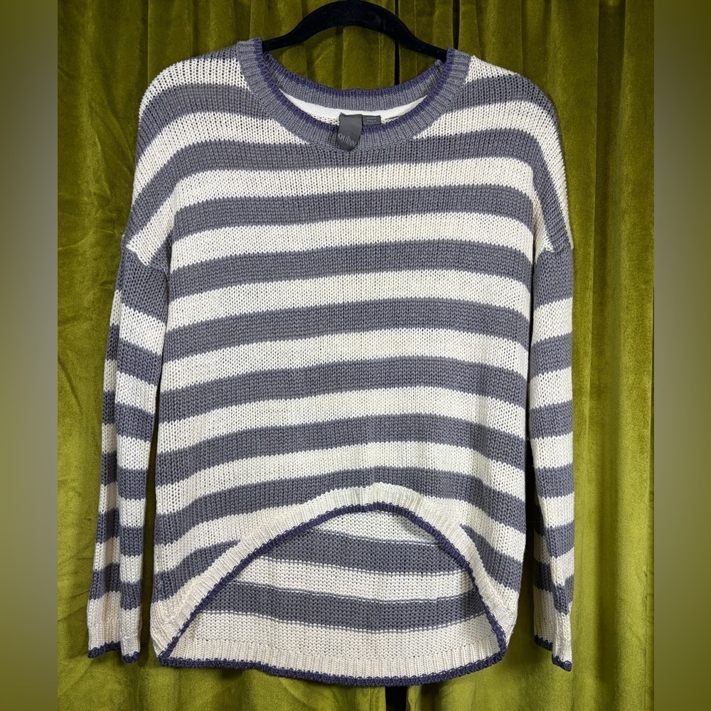 Quinn Sweater With grey & purple stripes and high low hem. Size M. Retail $200+